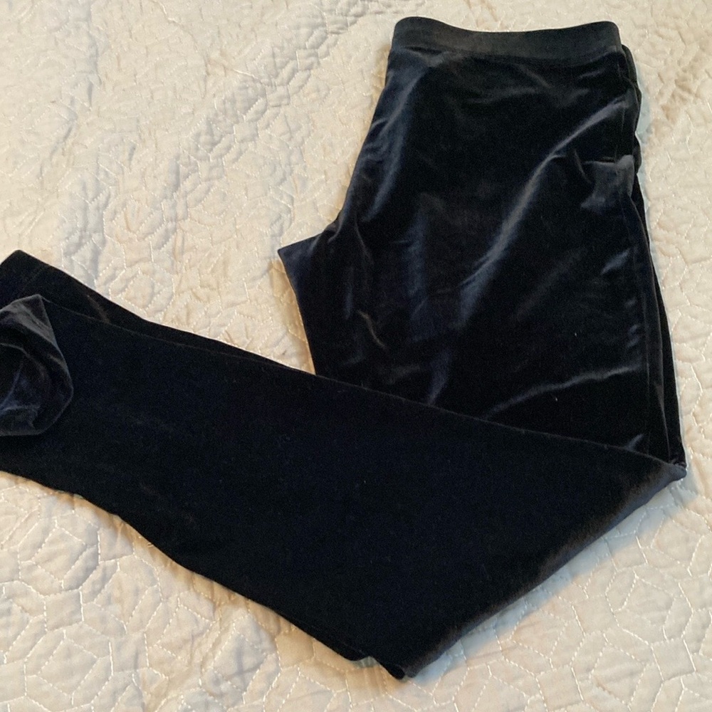 Express Black Velvet Leggings